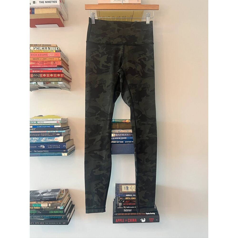 Lululemon Wunder Under High-Rise Tight 28" Camo Size 6